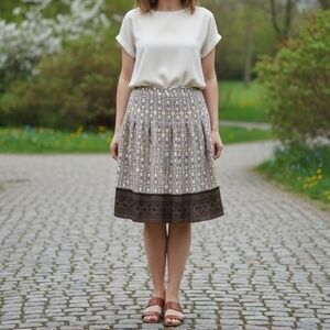 LOFT A-Line Skirt Womens Size 8P Petite Brown Cream Floral Pleated Boho Peasant